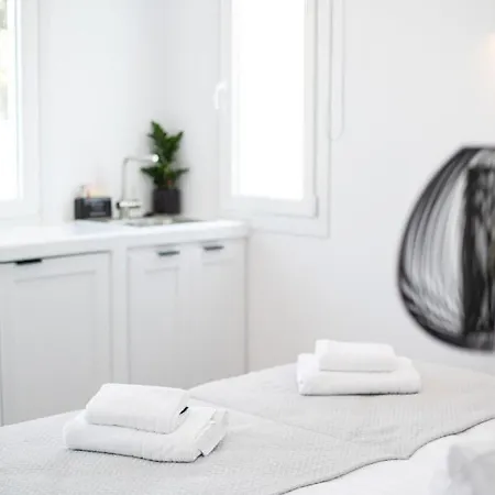 Mytheo Aparthotel