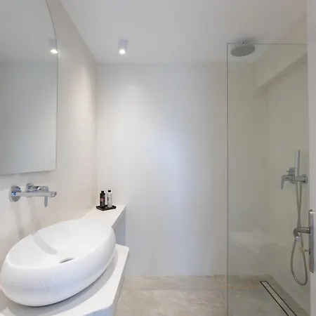 Mytheo Aparthotel *