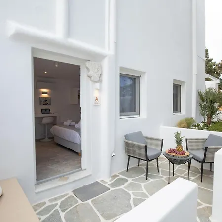 Mytheo Aparthotel